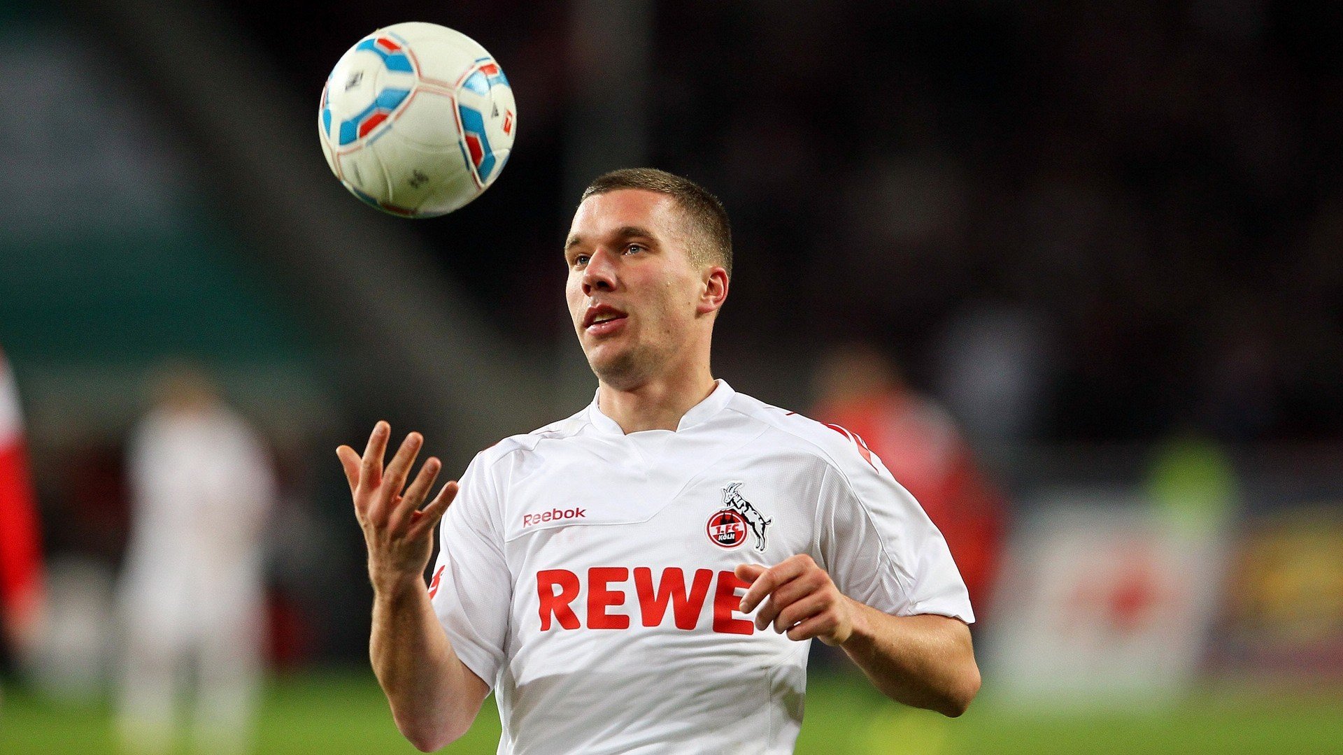 九游体育官网-TheShy赛事官方发布爆冷新规，雄鹿争议不断！